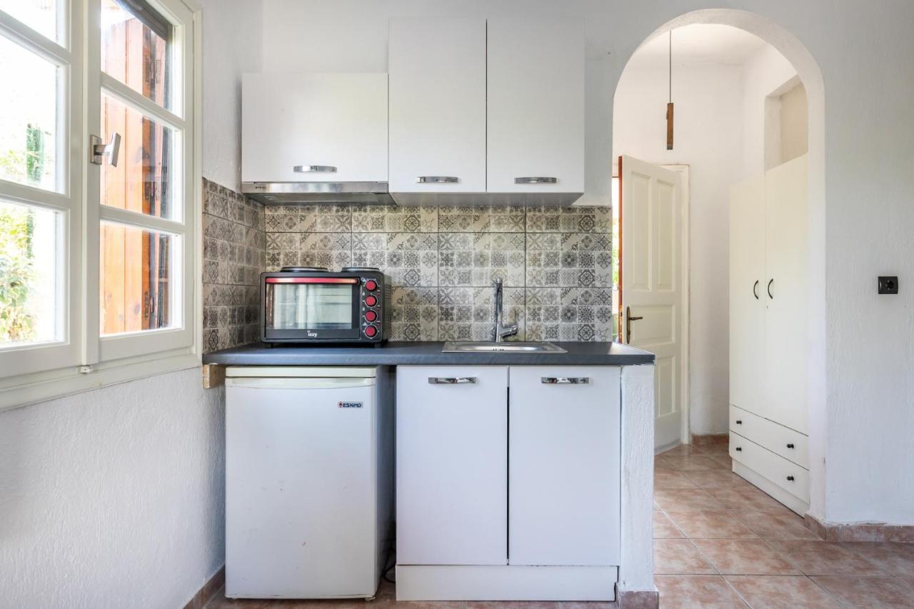Konstantina Studios Скопелос Екстериор снимка